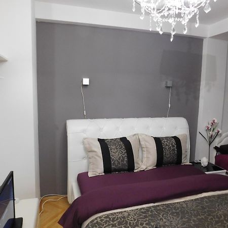 Apartmán Velvet Lux Ni Exteriér fotografie