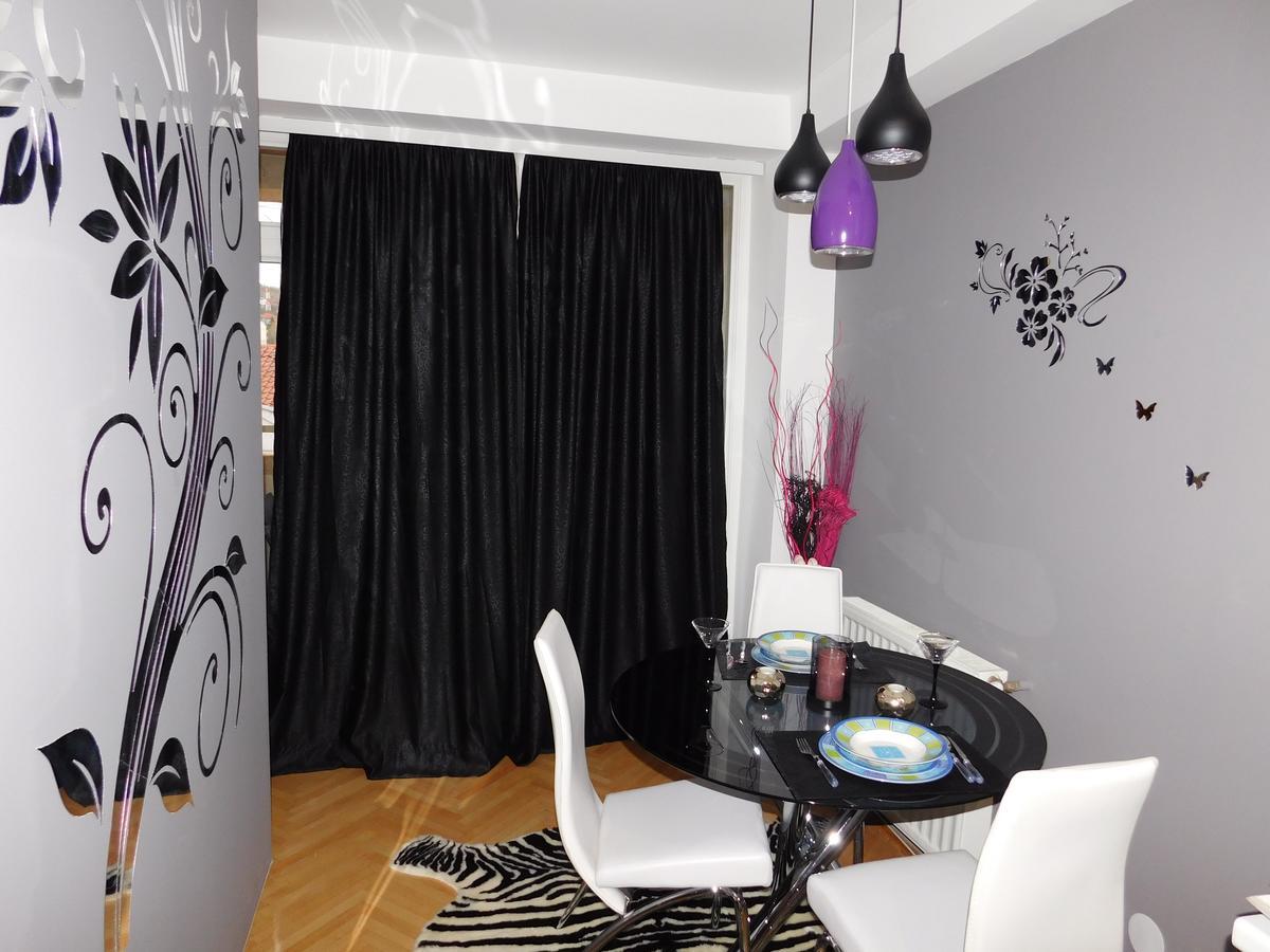 Apartmán Velvet Lux Ni Exteriér fotografie