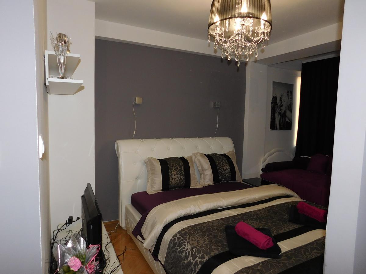Apartmán Velvet Lux Ni Exteriér fotografie