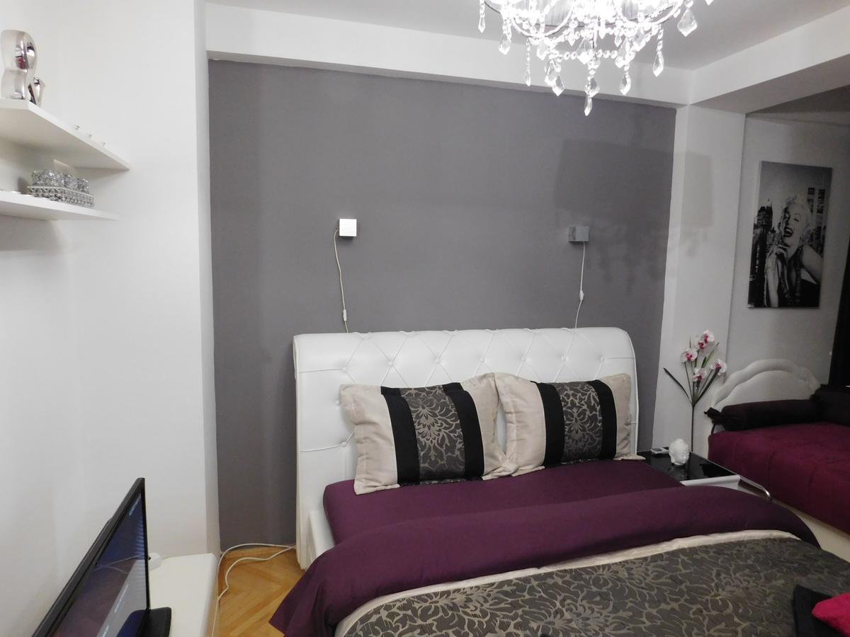 Apartmán Velvet Lux Ni Exteriér fotografie